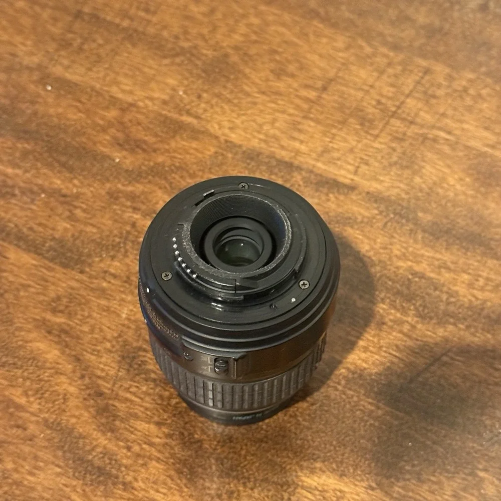 Nikon NIKKOR 18-55mm f/3.5-5.6 VR AF-S ED II Lens